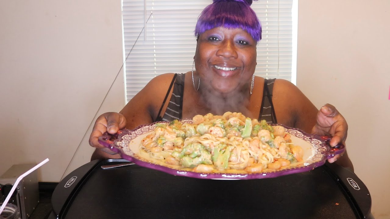 SPICY SHRIMP ALFREDO MUKBANG