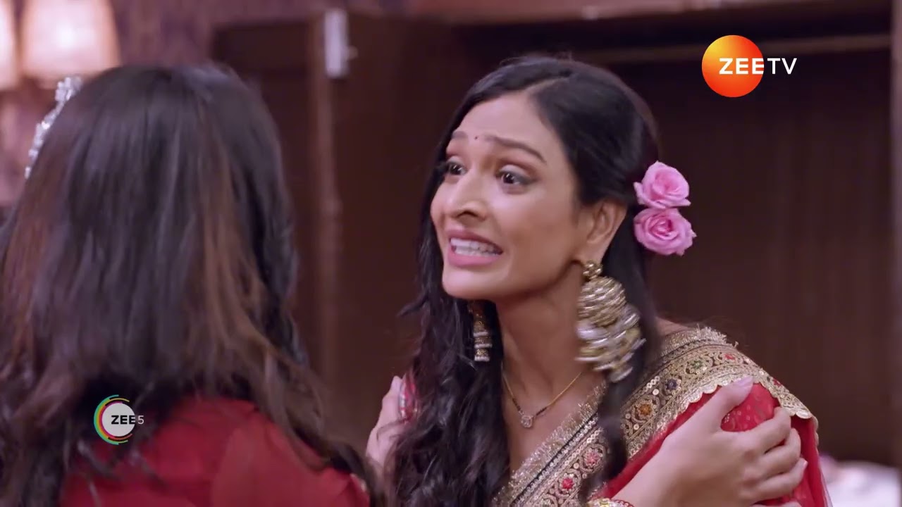 Bhagya Lakshmi | Rishi tells Lakshmi to leave Oberoi mansion.