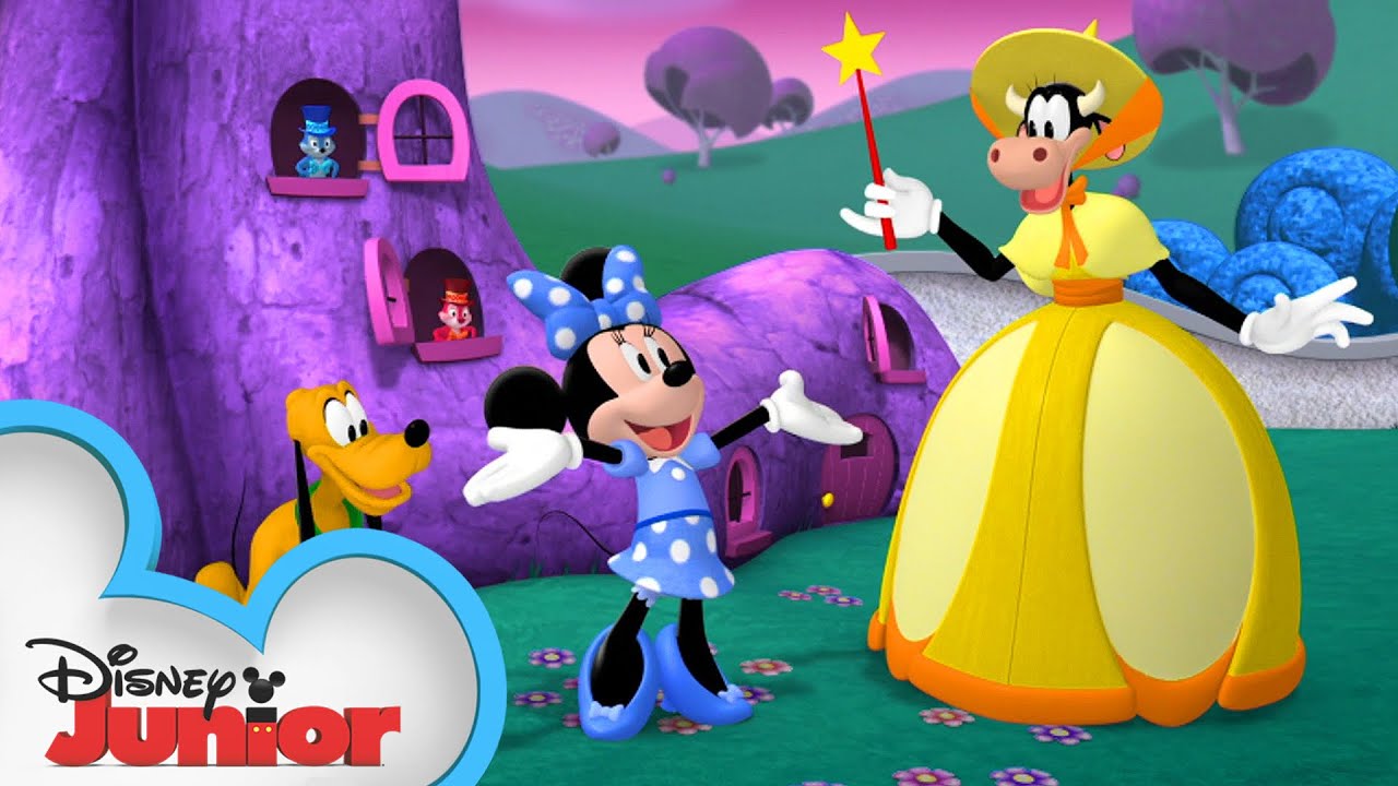Minnie in Fairytale Land 💫 | Mickey Mornings | Mickey Mouse Clubhouse | @disneyjr