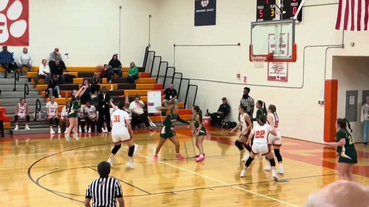 Amelia Hartlaub first half of sophomore season highlights 
