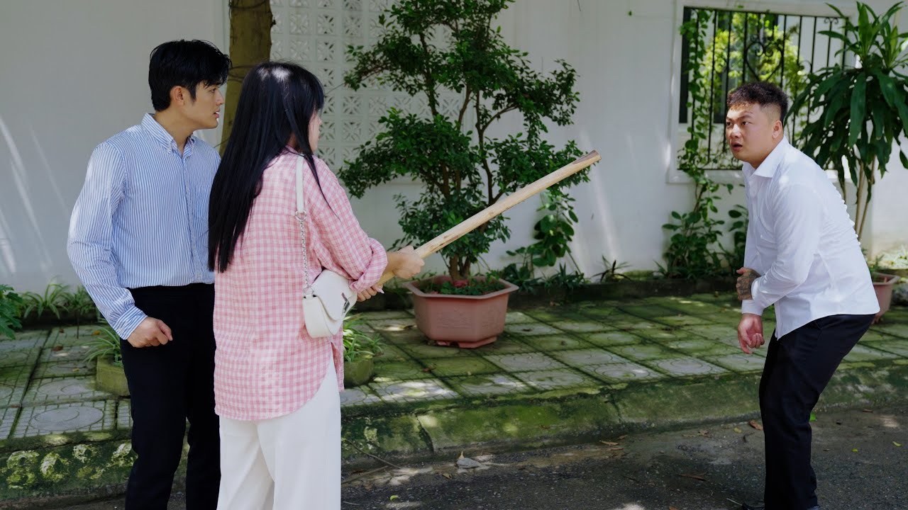 CHỦ TỊCH BỊ H&Agrave;NH HUNG MAY ĐƯỢC G&Aacute;I XINH GI&Uacute;P ĐỠ V&Agrave; C&Aacute;I KẾT  | G&Atilde;Y SCHOOL TẬP 184