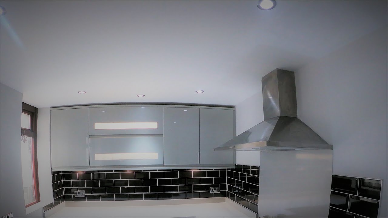 Kitchen splash back wall tiling