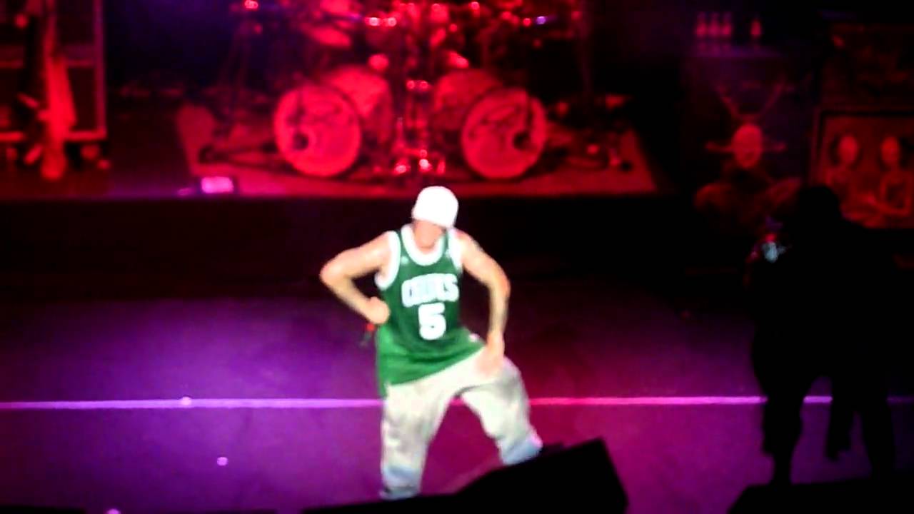 Limp Bizkit - Break Stuff  Dublin Olympia