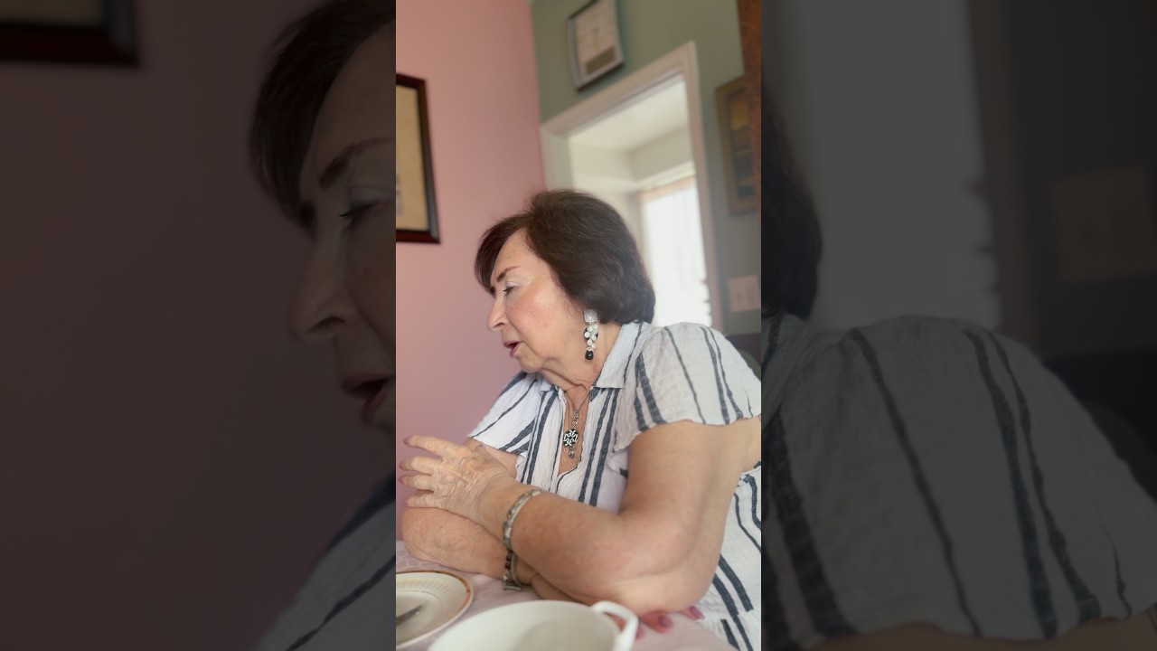 Светочка:эти красавицы представляли город-герой Киев!