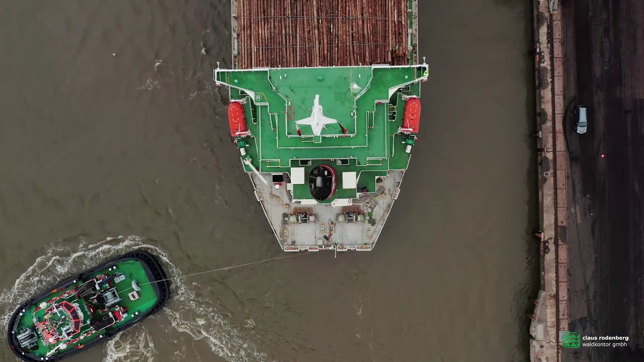Break Bulk No. 2: On 28 September, the MV SE Kelly left port with spruce sawlogs