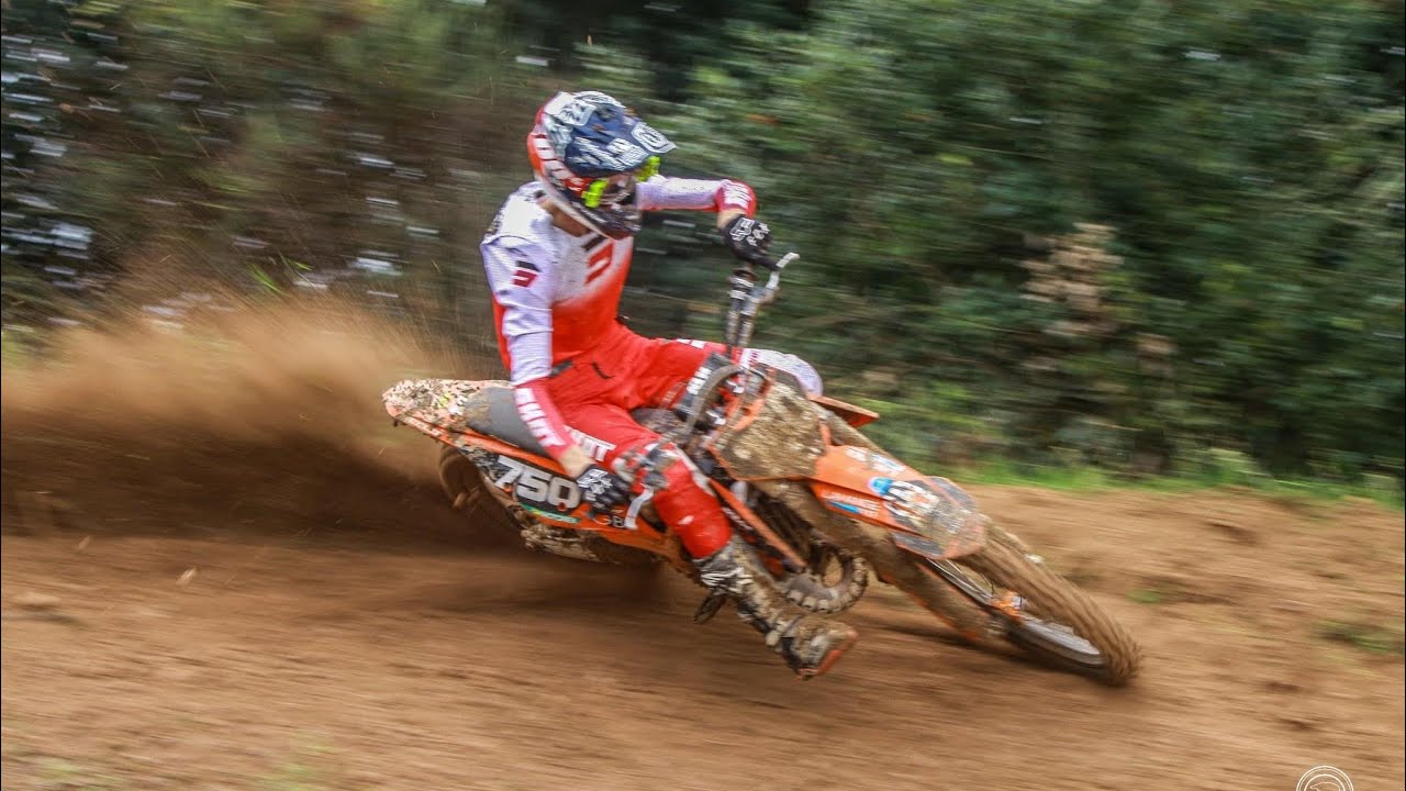 Course Motocross à Château Gonthier 2022