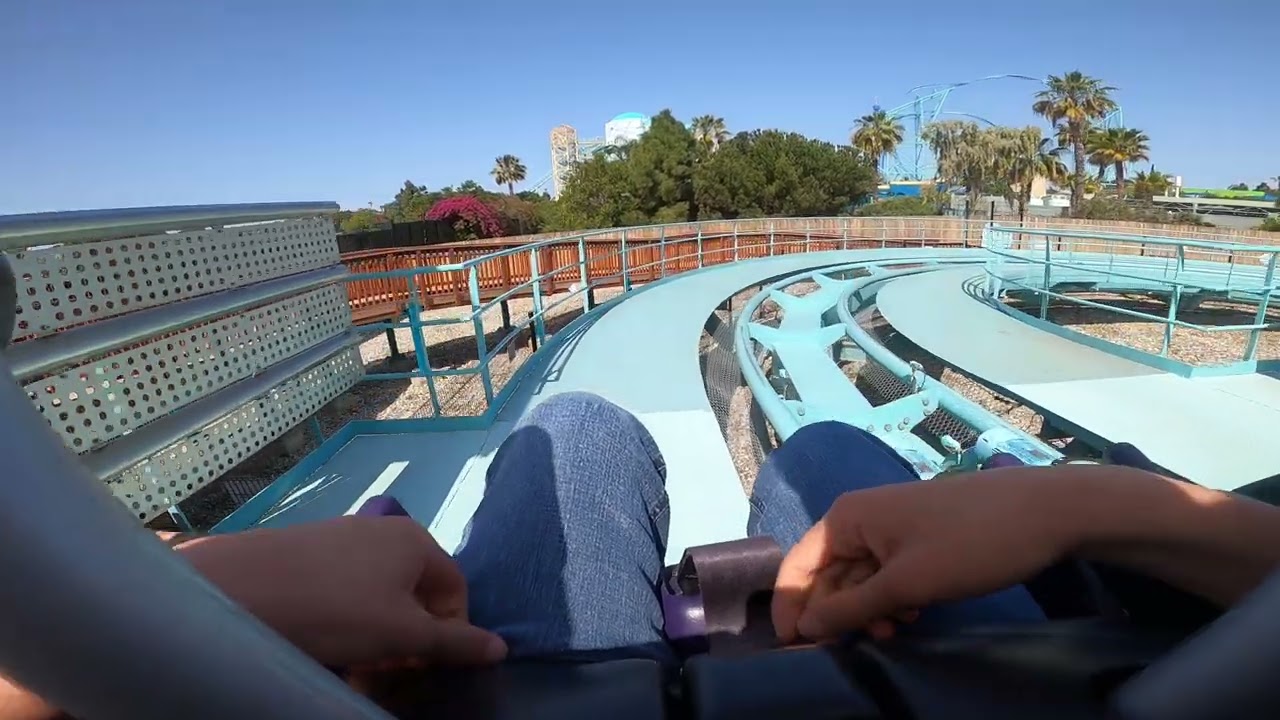 Emperor on ride POV front row plus Emperor full queue