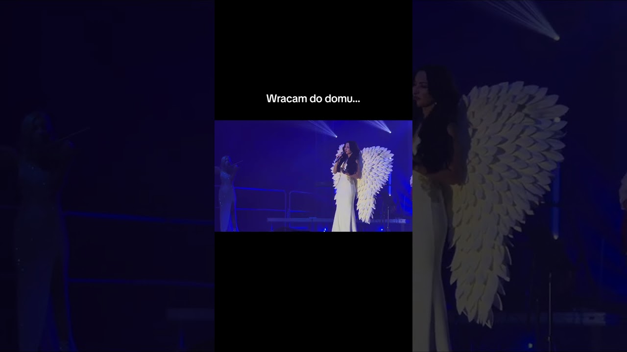Wracam do domu...na koniec koncertu! Pani Justyna ma naprawdę cudowny głos. ✨️ 🎤Justyna Steczkowska