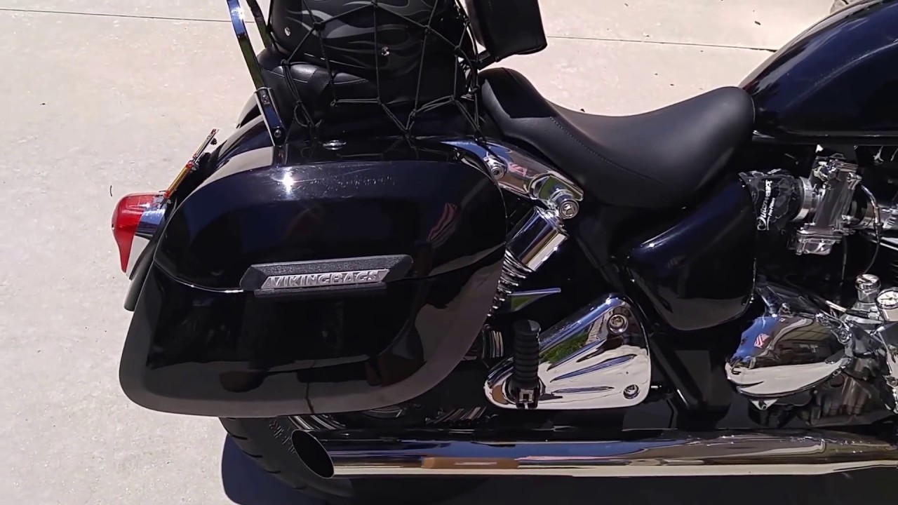 Triumph Speedmaster Motorcycle Hard Saddlebags - vikingbags.com