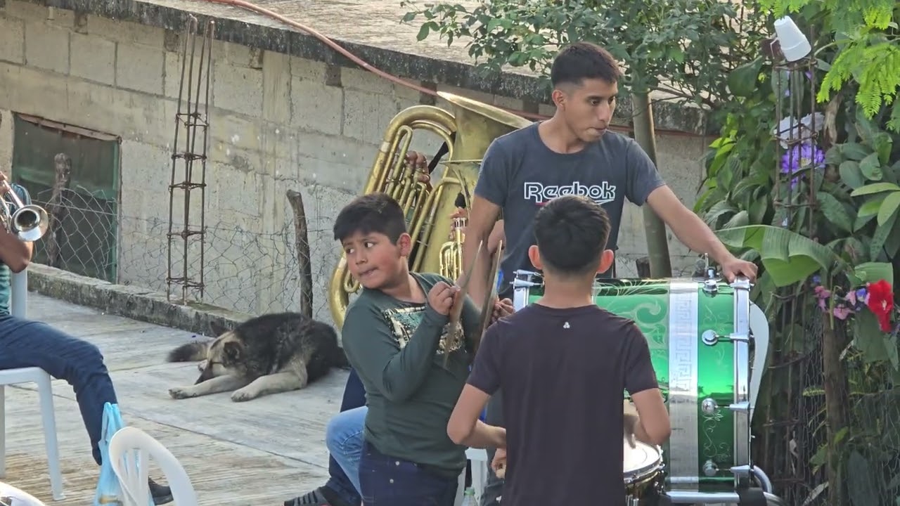 La Original Banda De Viento Los Queribines De Humotitla Huejutla Hgo. Diciembre 2025