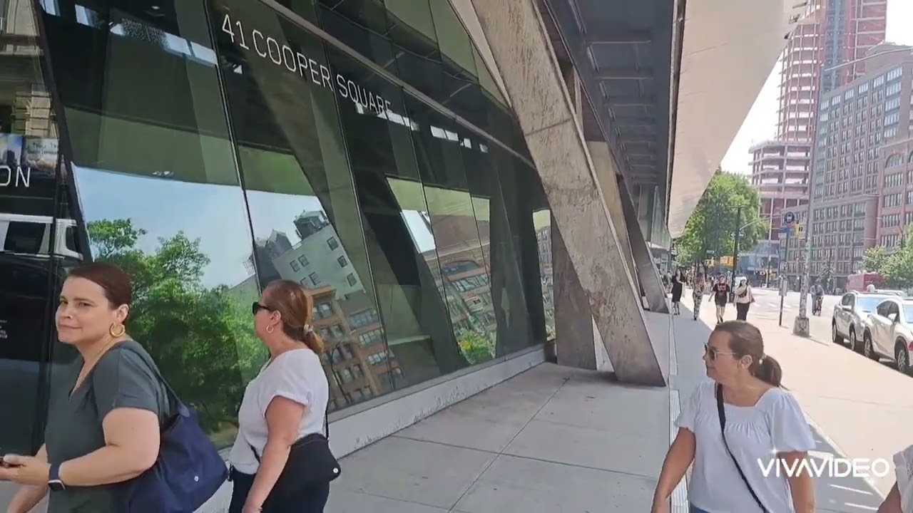 NEW YORK MAGYARUL 58. RÉSZ LOWER MANHATTAN KISEBB TEREI 