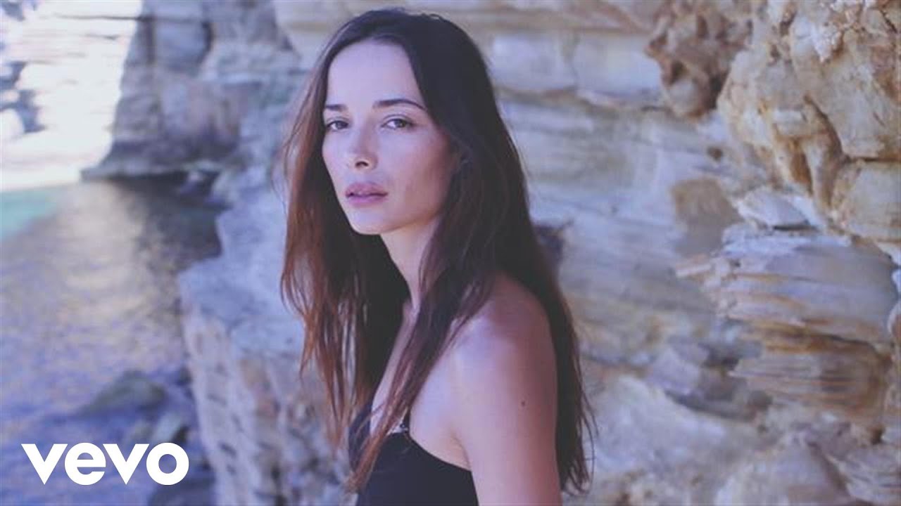 Daddy's Groove - Surrender ft. Mindshake