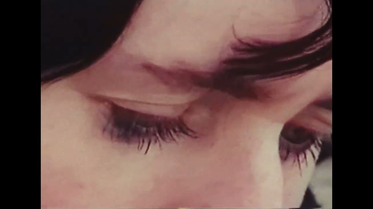 Muriel - Seaside Painter (Official Music Video)