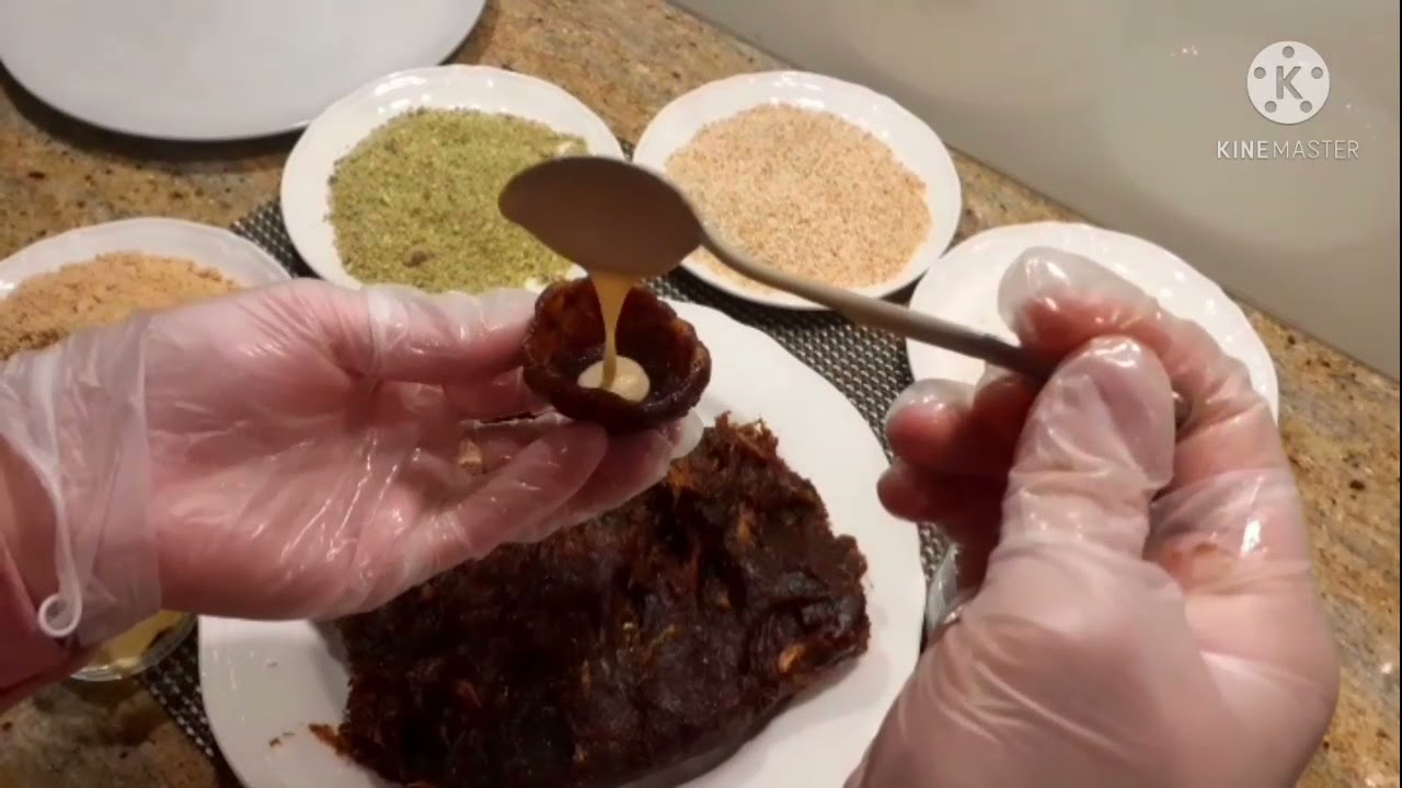#رمضان كريم كرات التمر محشيه بالراشي ( الطحينه) بطريقه جديده اول مره على يوتيوب