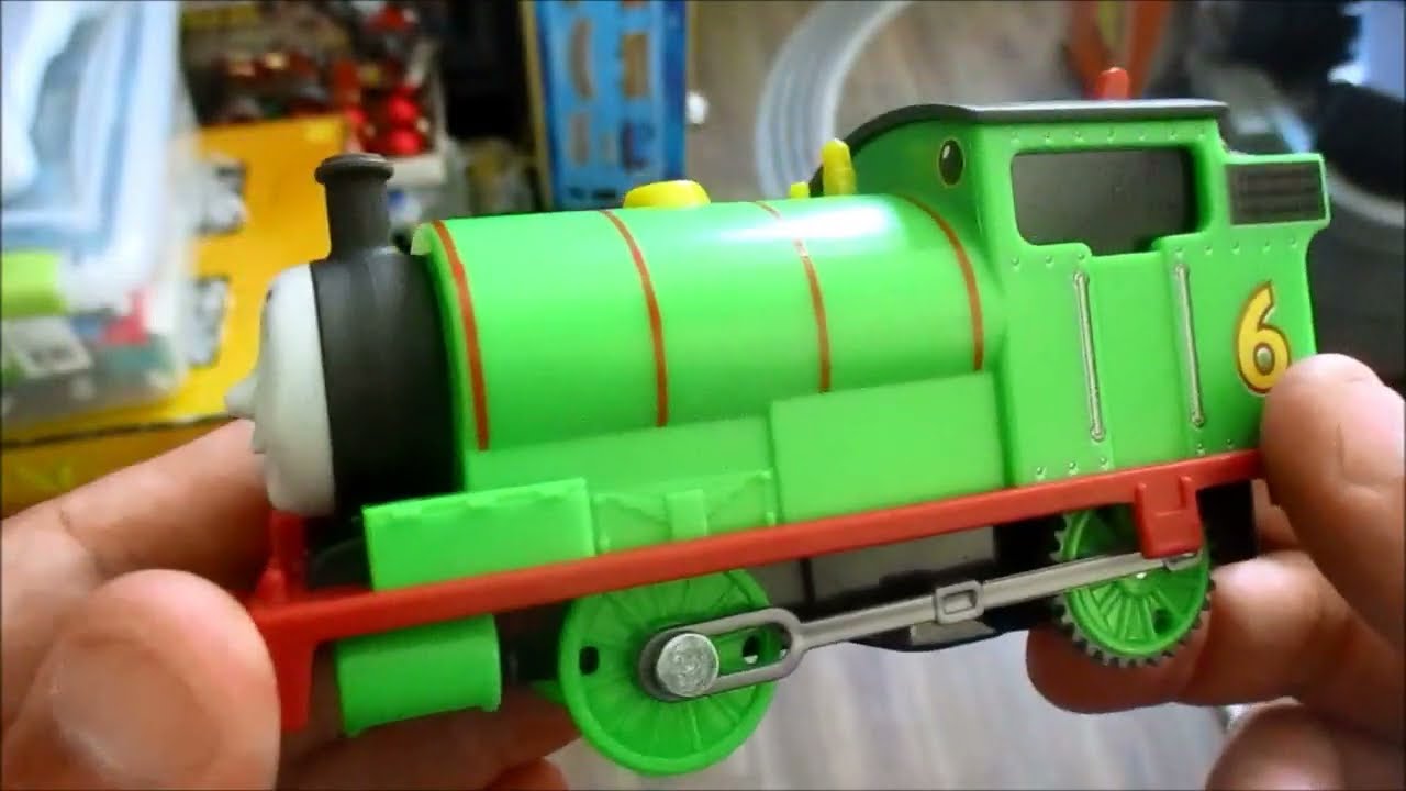 unboxing and first look at the 80th anniversary Thomas and friends 5 pack