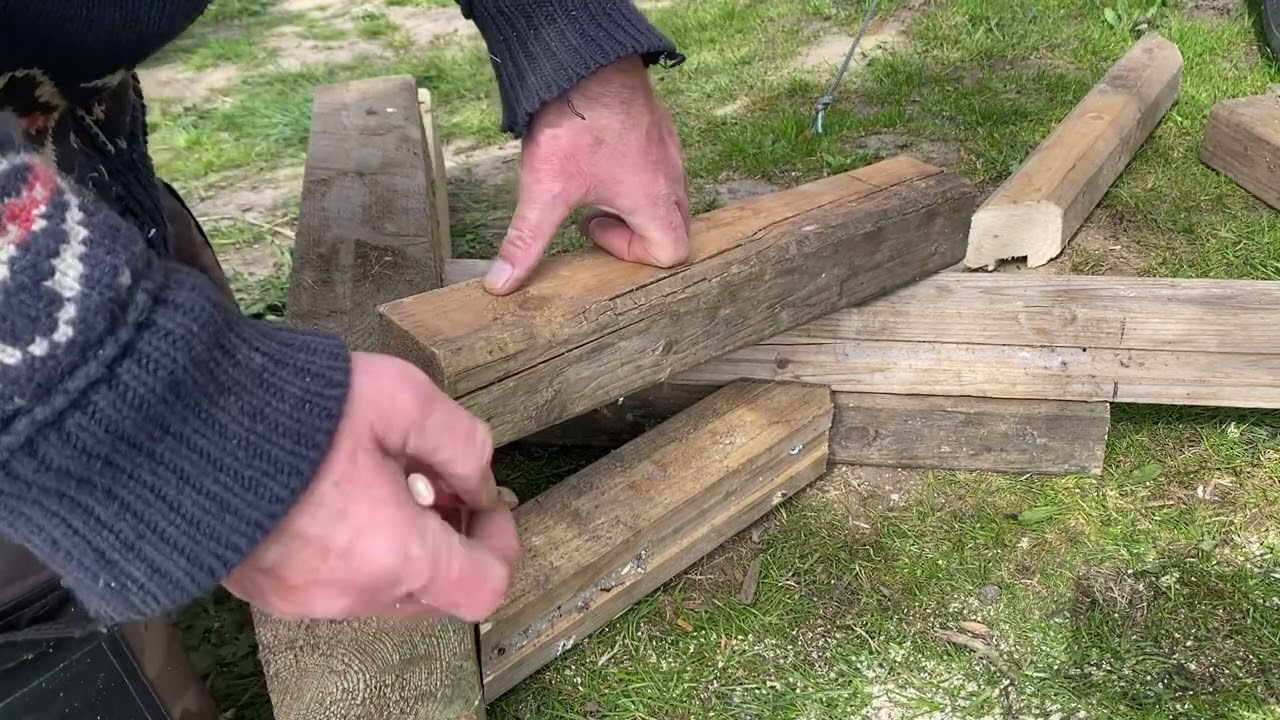 Bådstøtter og hævning af båd fra traileren