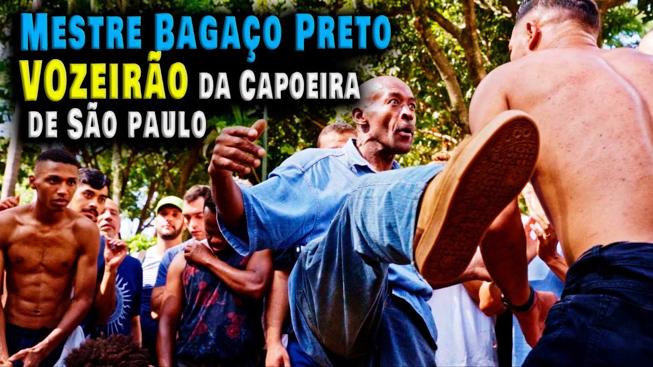 Mestre Bagaço Preto na Roda de Capoeira de 10 de abril de 2022 na Praça da República  Mestre Ananias
