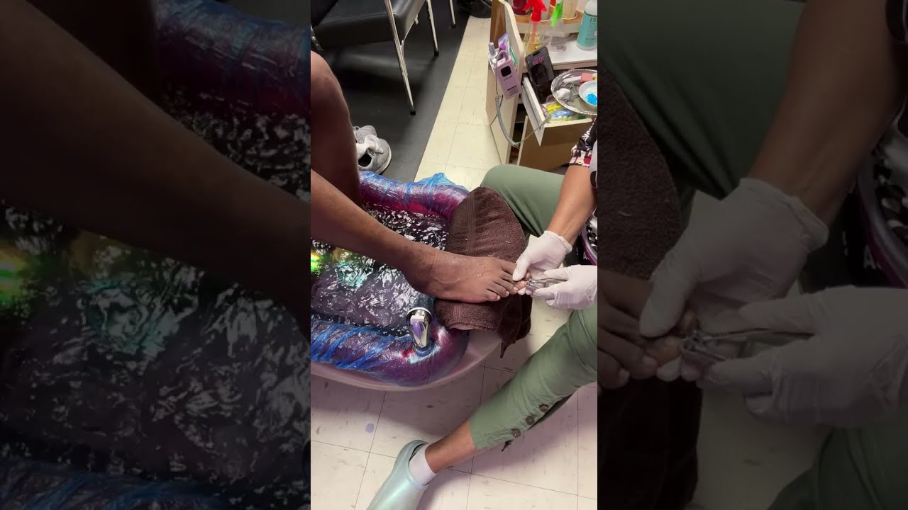 On Saturday, I did a pedicure for this male client who wanted more massages than skin trimming.