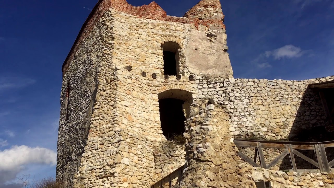 Hrad Cachtice: Elizabeth Bathory's Murder Castle Part 2: Exploring The Castle