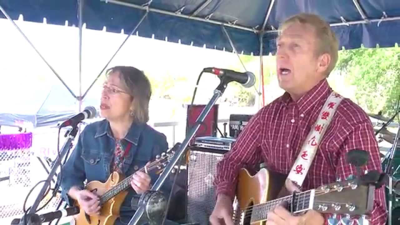 Willow Blue performs Graham Nash's 