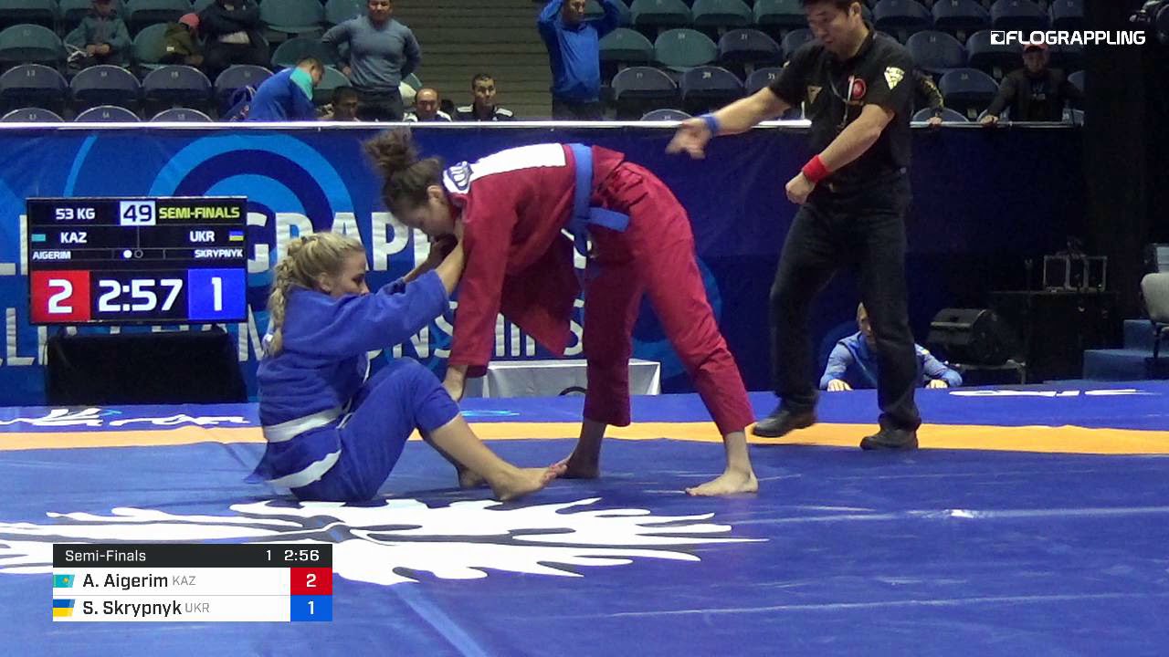 1/2 ♀GPGI - 53 kg: A. AIGERIM (KAZ) v. S. SKRYPNYK (UKR)