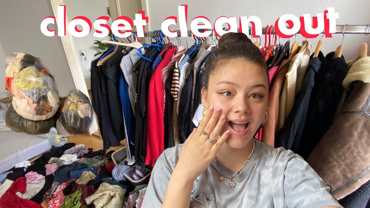 Huge closet clean out!! ⋆｡°✩ Decluttering + friends clothing swap