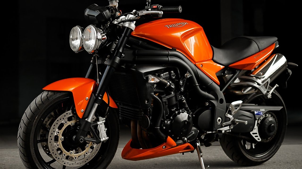 TRIUMPH SPEED TRIPLE 1050 - брутальный литровый стритфайтер 👿👿👿