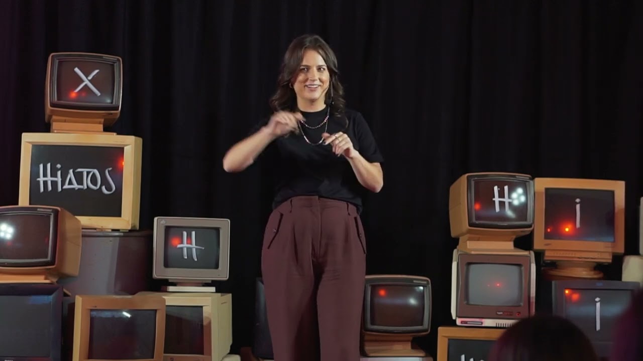 O Tempo, as Telas e o Valor da Sua Atenção | Beatriz Guarezi | TEDxBlumenau