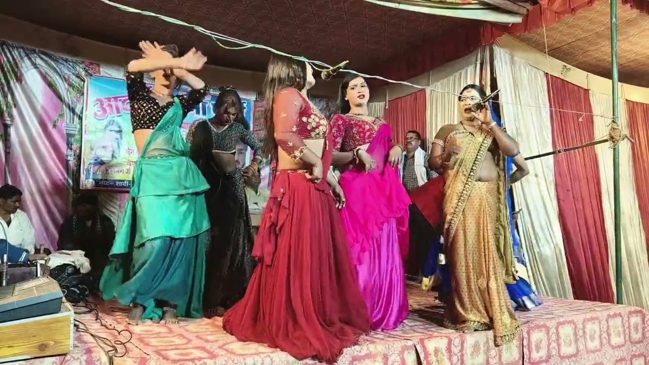 ||आहिरे|| बेईमानवा  ||लेजल गवनवा||mast #dance #trending #bhojpuri #मुस्कान जीने गाई #