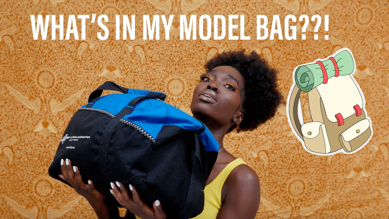 WHAT'S IN MY MODEL/ESSENTIALS BAG?