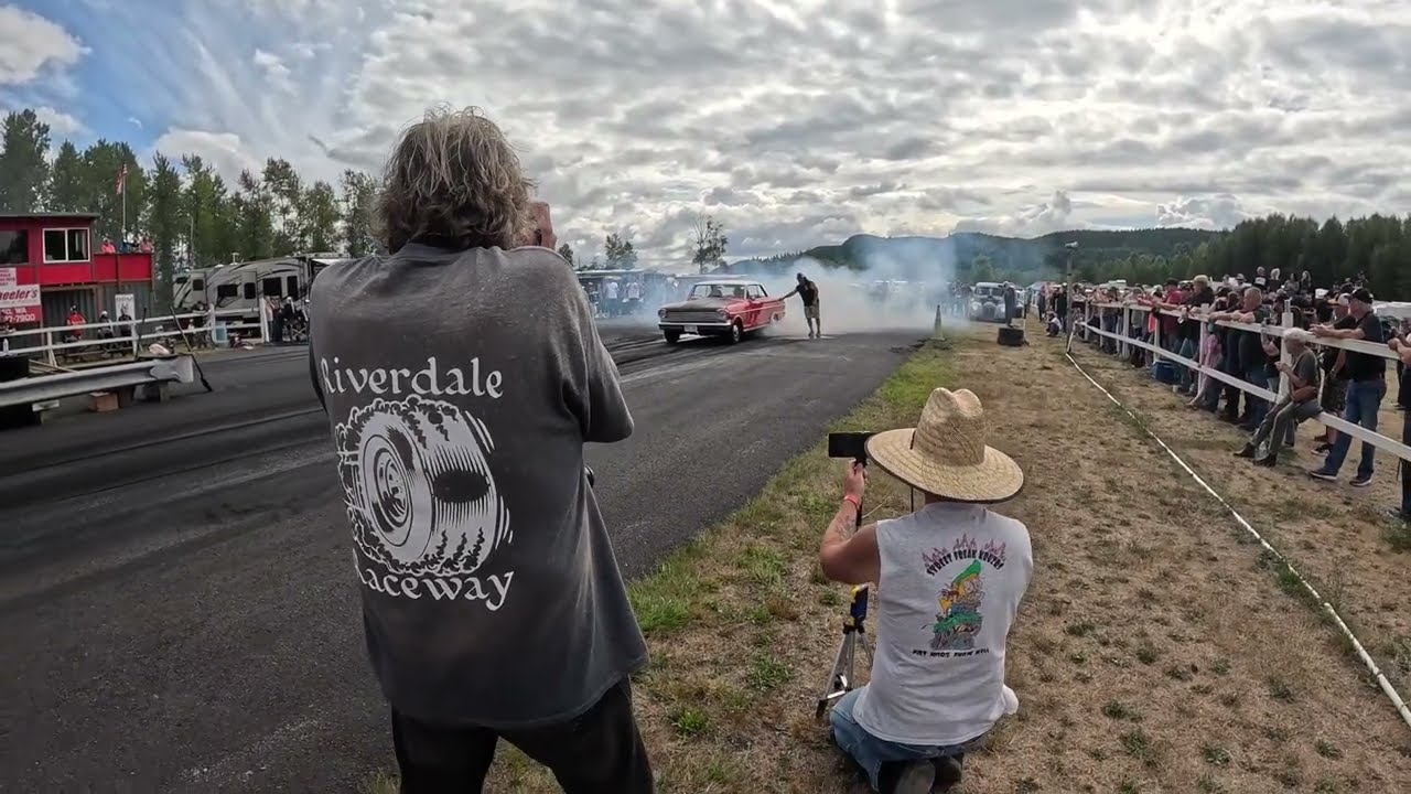 The Pickled Pirates at Estranged Drags 2025 | Episode 4 - Burnouts Riding Minibikes