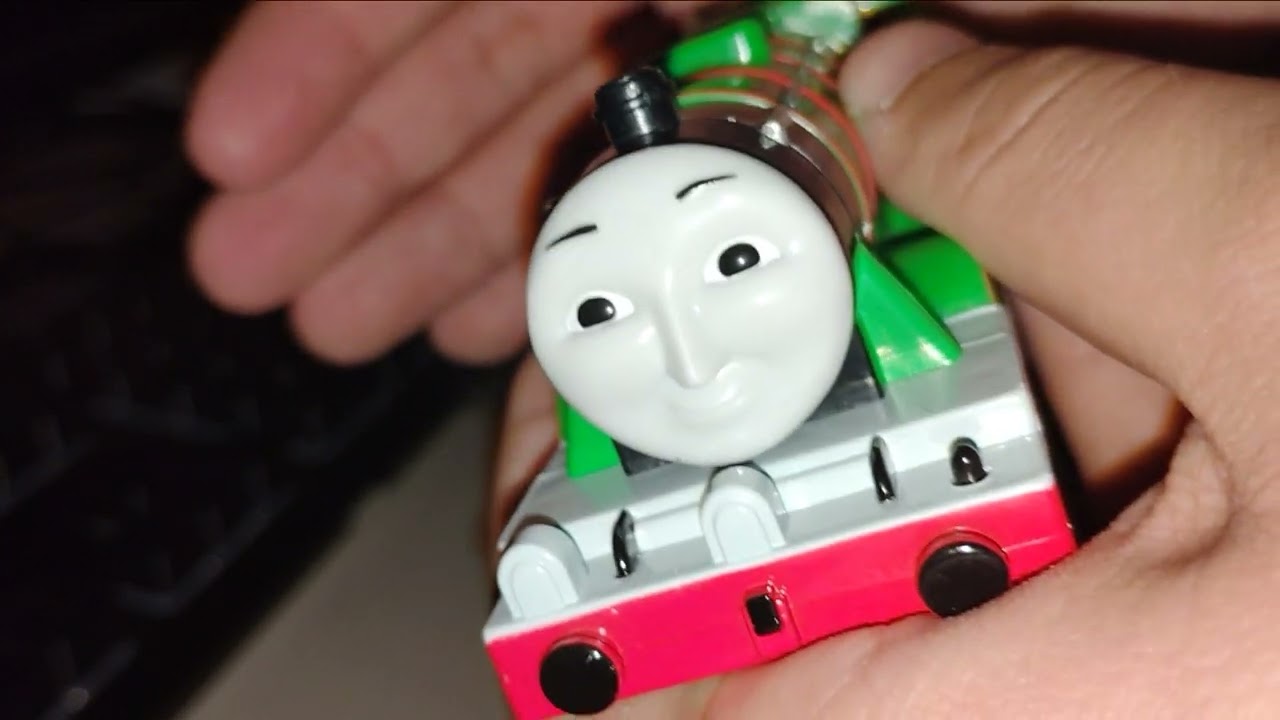 2018 plarail Henry unboxing and review.