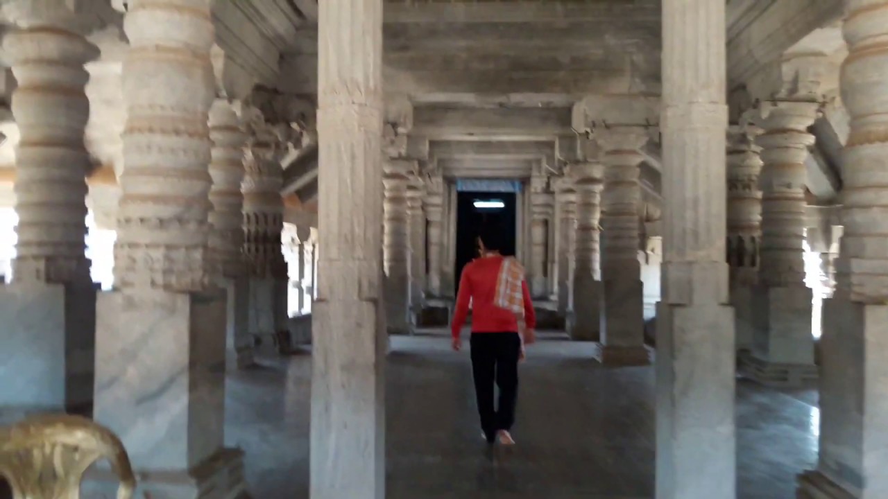 Saavira Kambada Basadi, Moodabidri