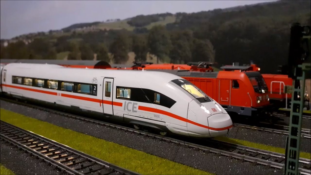 H0 Modellbahn - Piko ICE 4 BR 412/812 (51403) mit Faller Car System