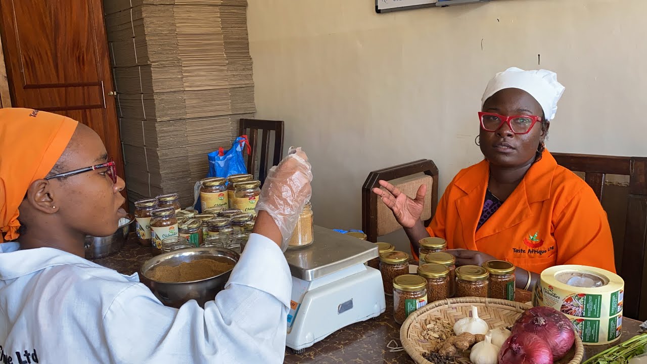 #KalundeLearns​​ : Chibundiro spice making with Anzazi (Episode 5)