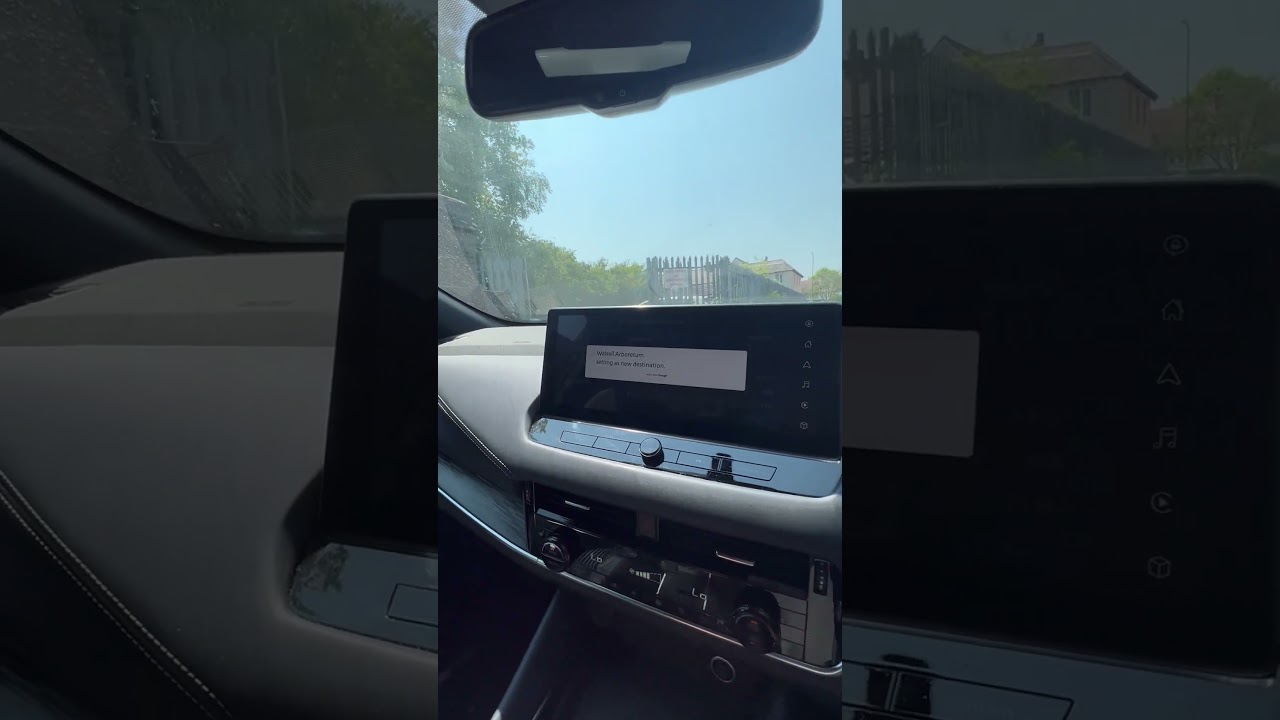 Nissan Connected: Qashqai Street View Adventure Unleashed!