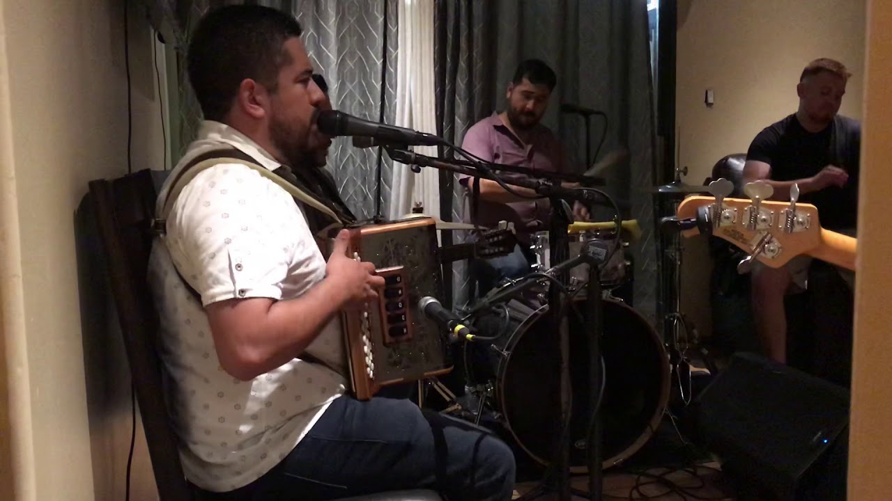 Los Empacadores - Jr Barraza