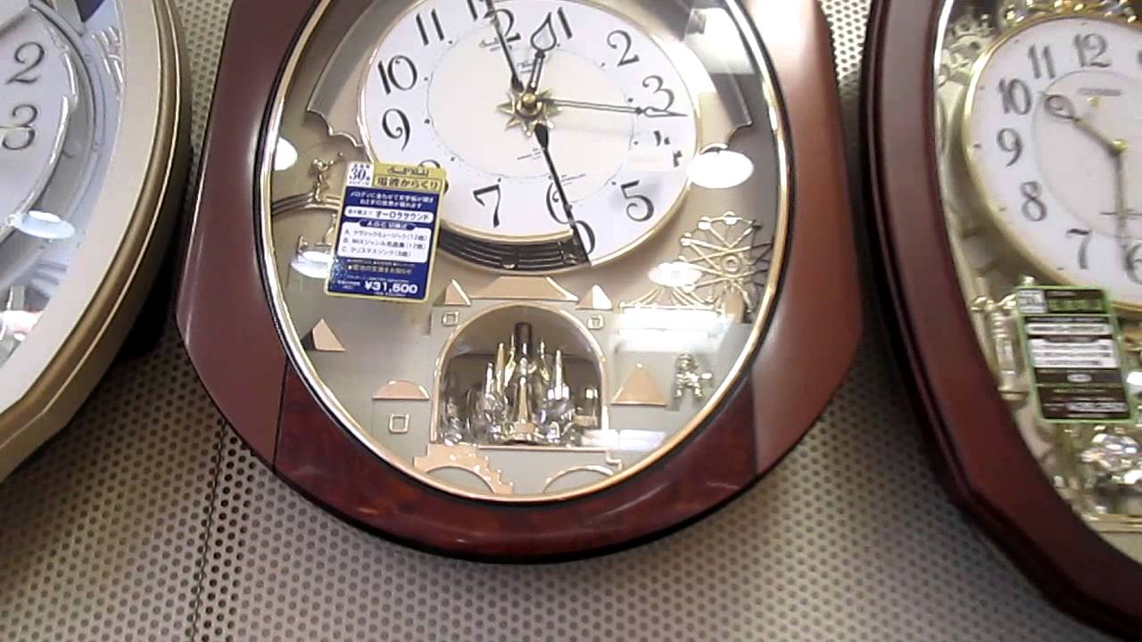 今金町のとある時計屋で色々なカラクリ時計を撮影