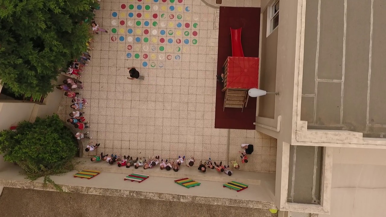 Προσγείωση τετρακόπτερου (drone)