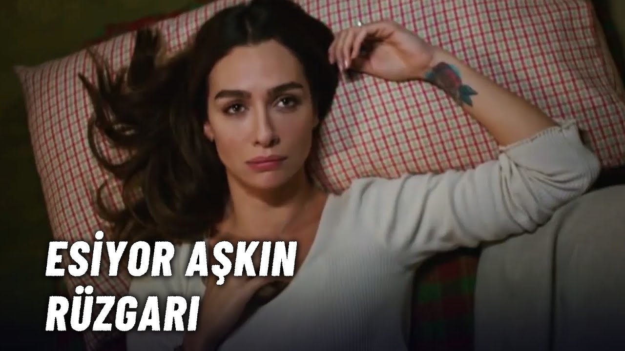 Aslı, Ferhat'a Aşık Oluyor... - Siyah Beyaz Aşk Özel Klip