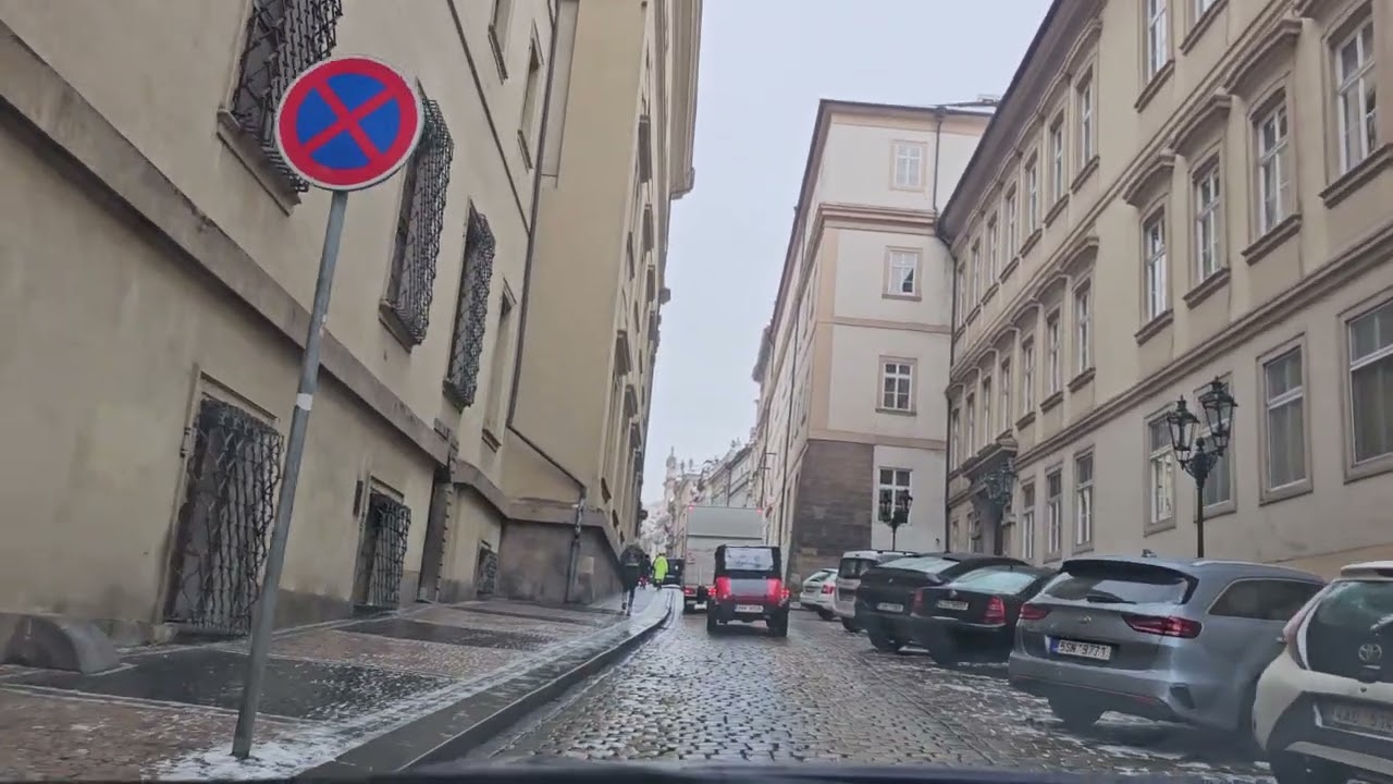 🚗 Praha Národní třída → Petřínská rozhledna | Klidná jízda autem | 4K | Bez komentáře