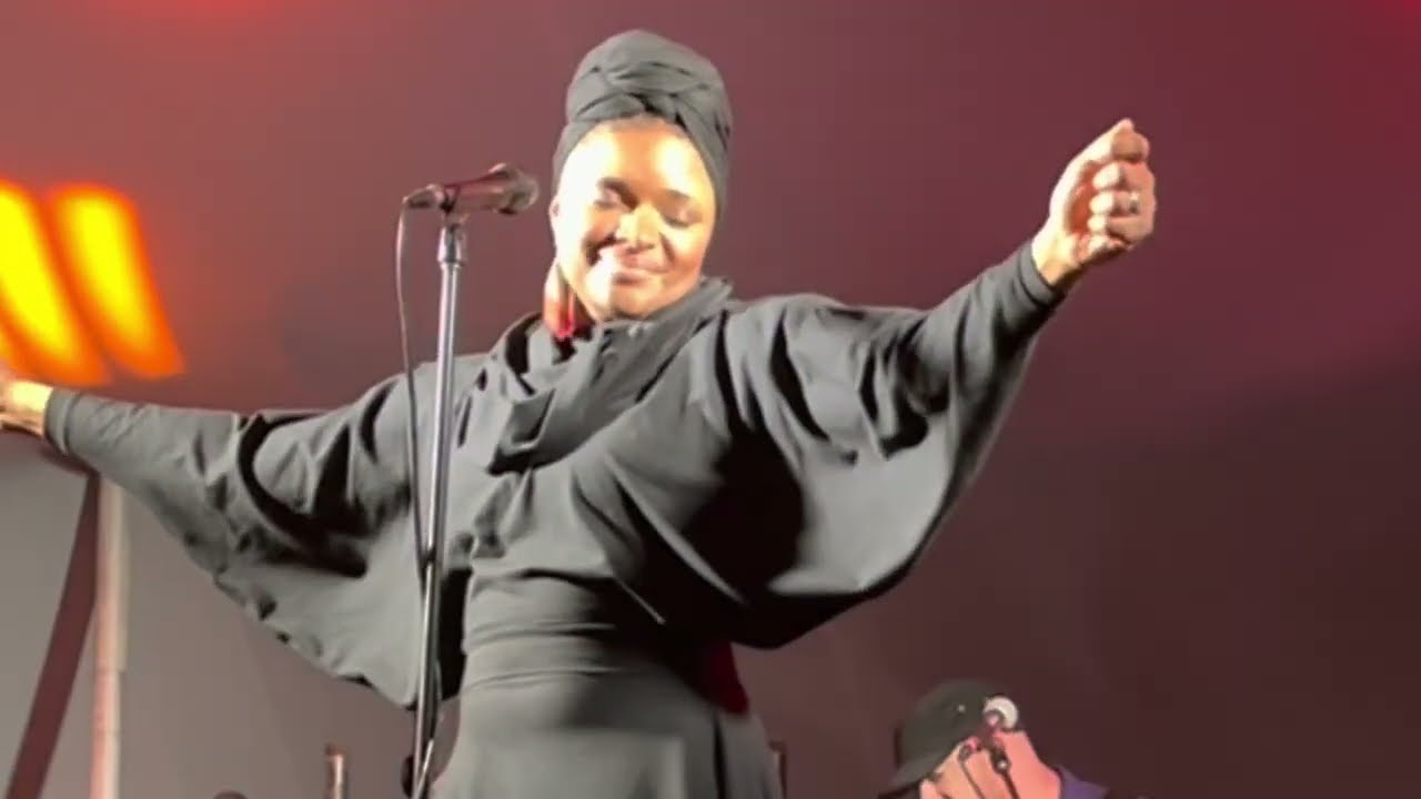 Lizz Wright GUMFest 2023  Miami Beach Bandshell  Medley  @petercsVideos