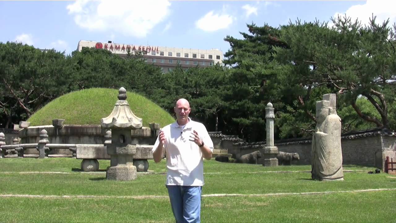 Seonjeongneug: The Royal Tombs