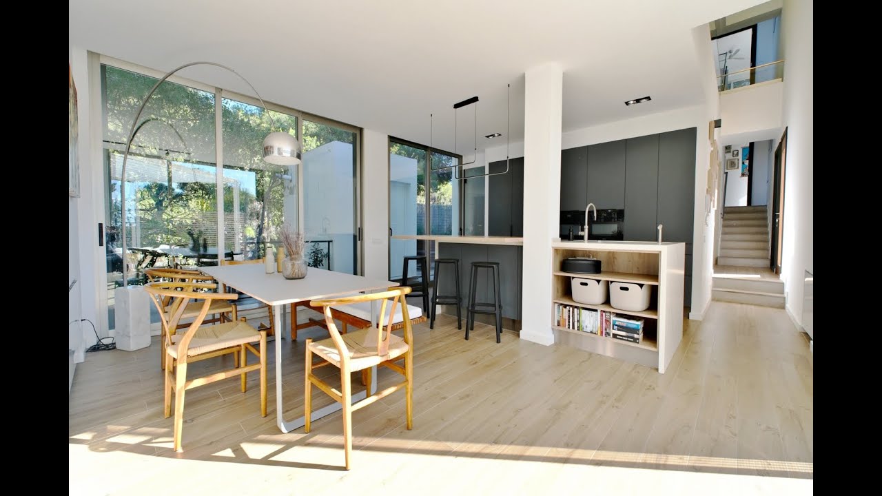 Renovated house in Los Monasterios, Valencia - Spain
