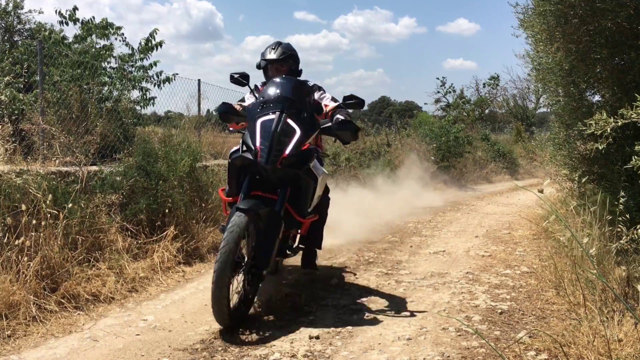 Review KTM Super Adventure 1290 R On-road y Off-road en español