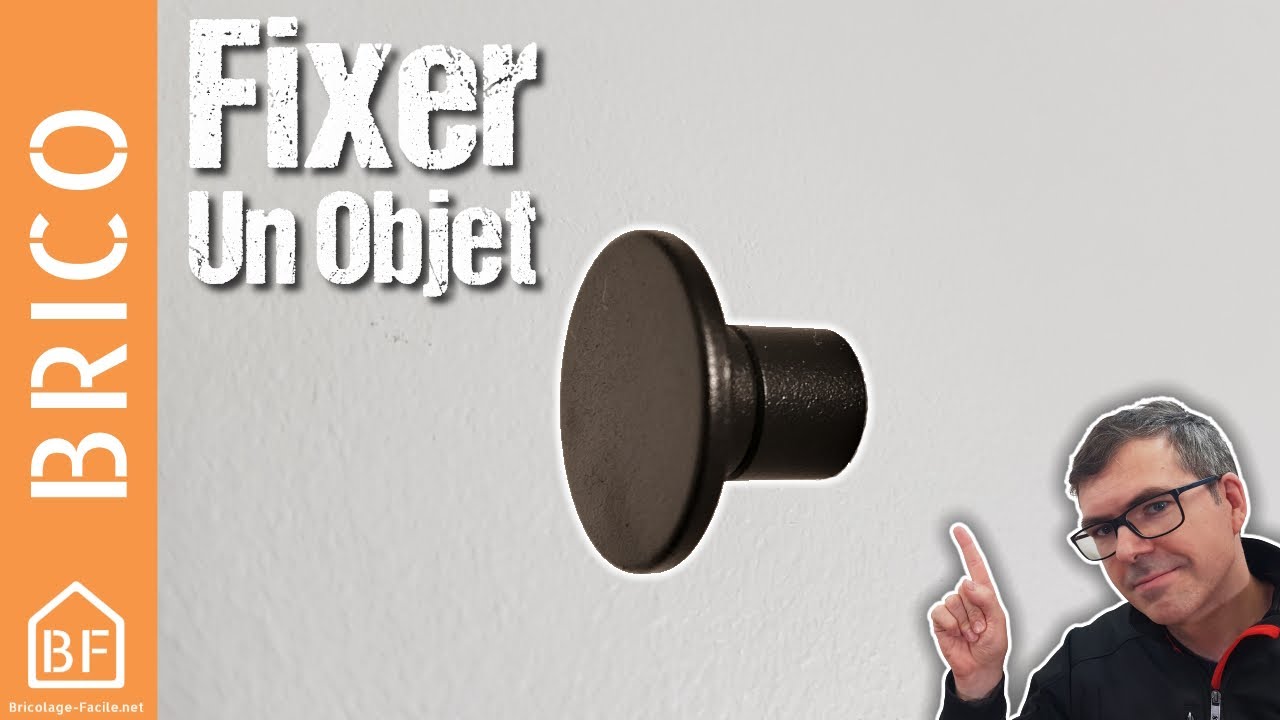 Comment fixer un objet dans un mur plein avec une cheville ?
