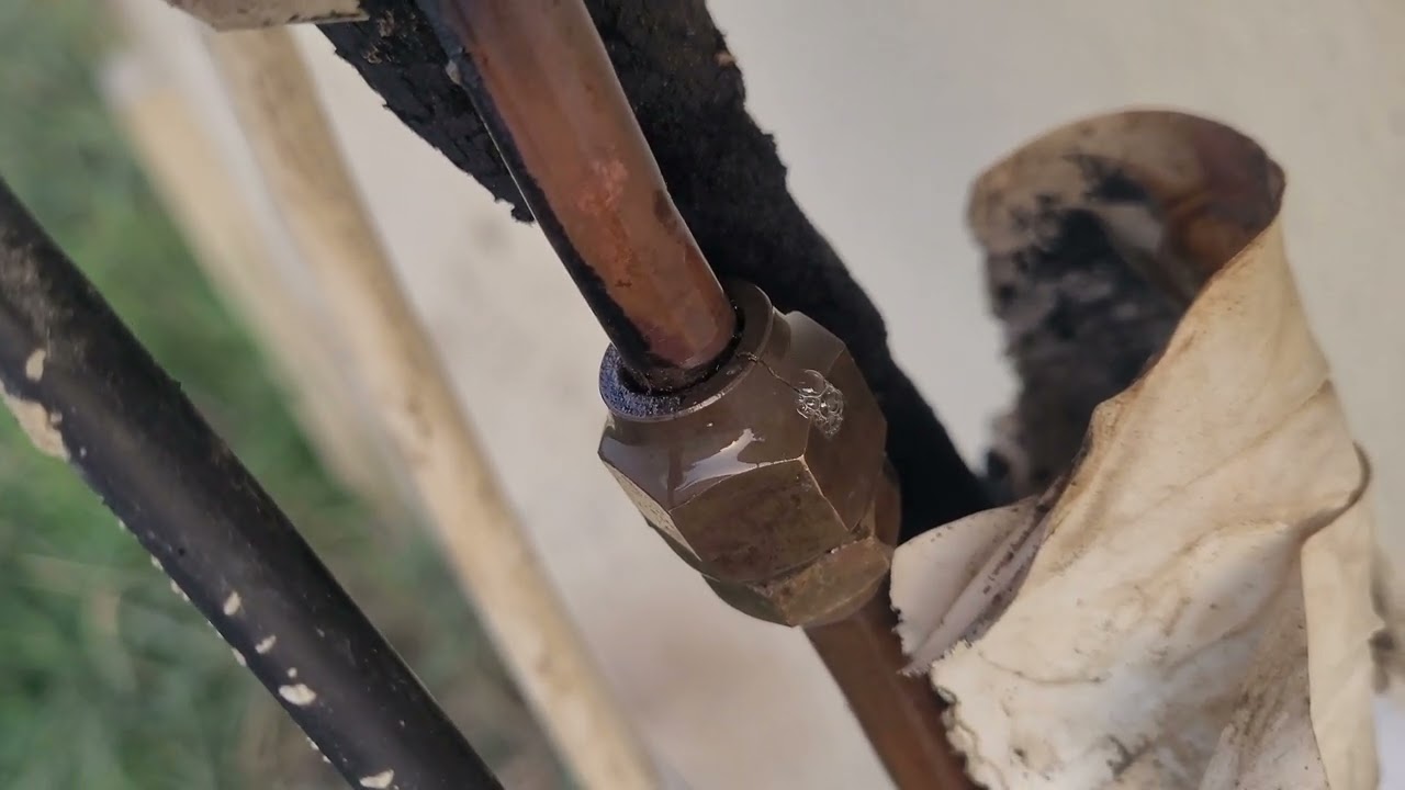 Indoor joint leak #airconditioning #leak