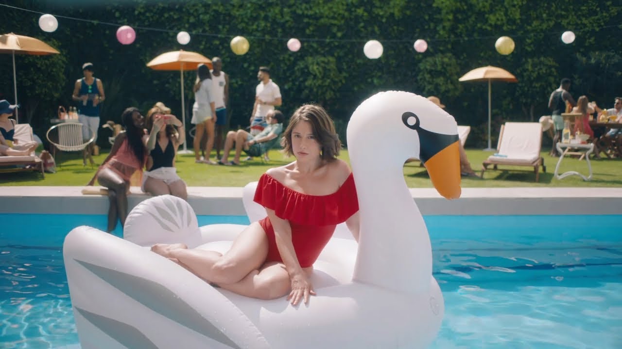 Lindsay Mullan - Commercial Reel