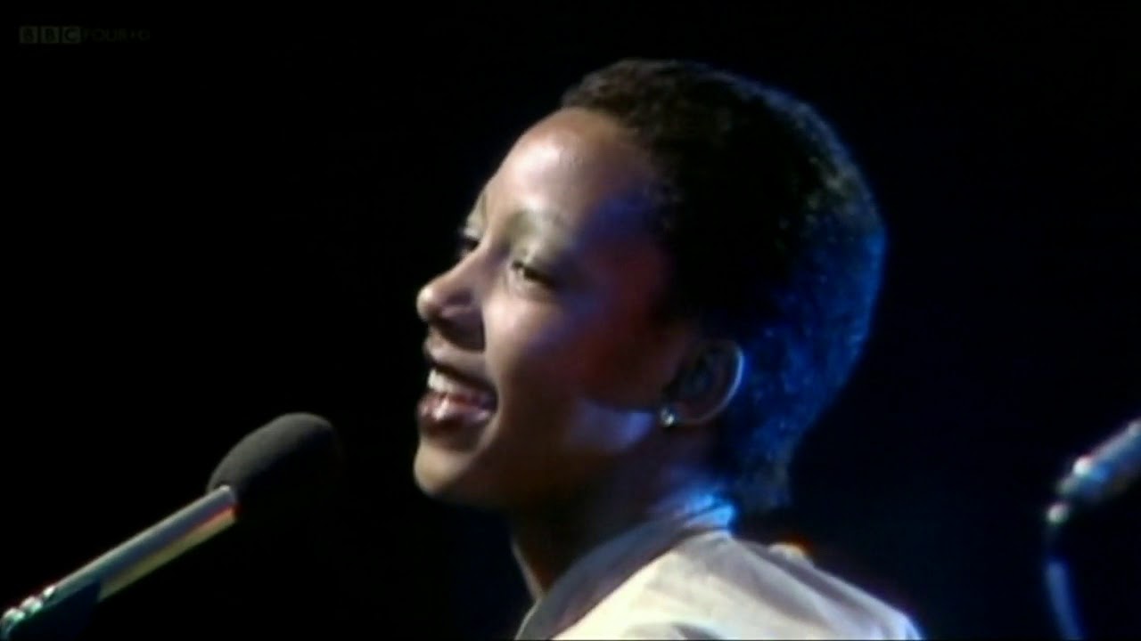 Althea & Donna - Uptown Top Ranking: HQ STEREO #1 hit version:
