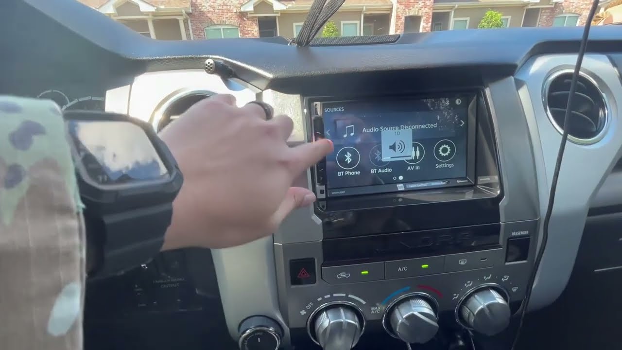 Apple Car Play w/ steering wheel controls install for 17 Toyota Tundra